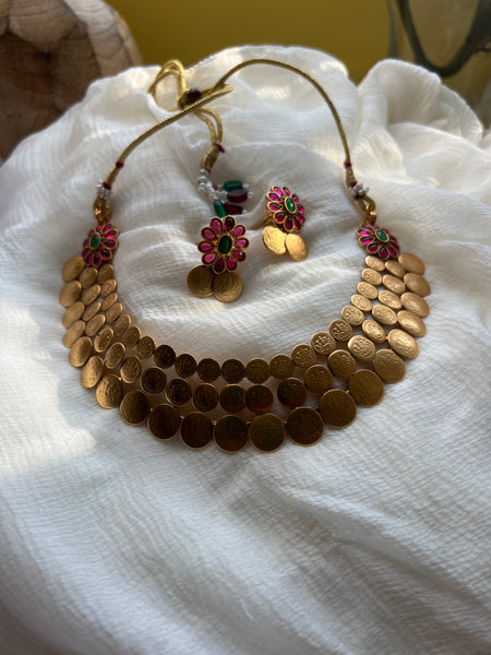 Kemp Lakshmi coin necklace with studs