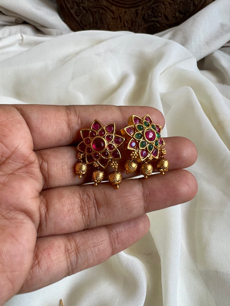 Kemp star flower studs