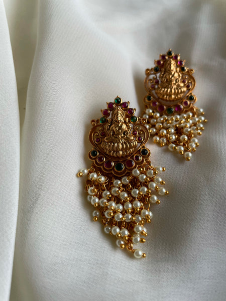 Jumbo Lakshmi cluster bead studs