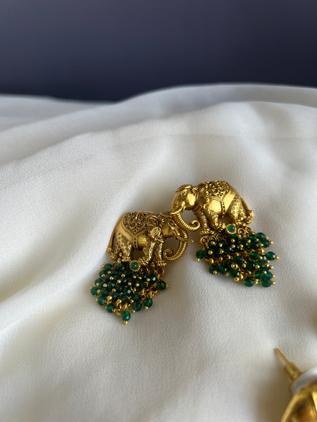 Elephant cluster bead studs