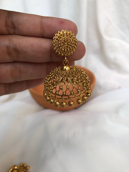 Golden cutwork Jhumkas ( 2 Colors)