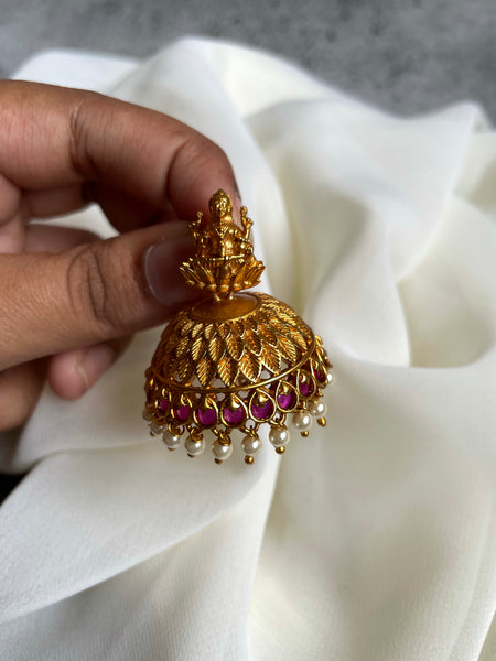 Simple Lakshmi jhumkas