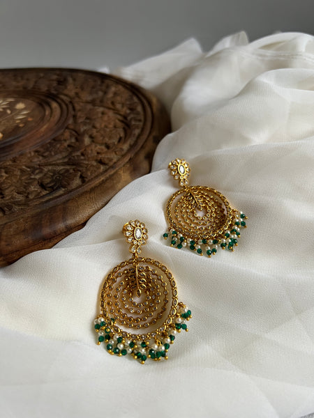 Designer stone chaandbalis