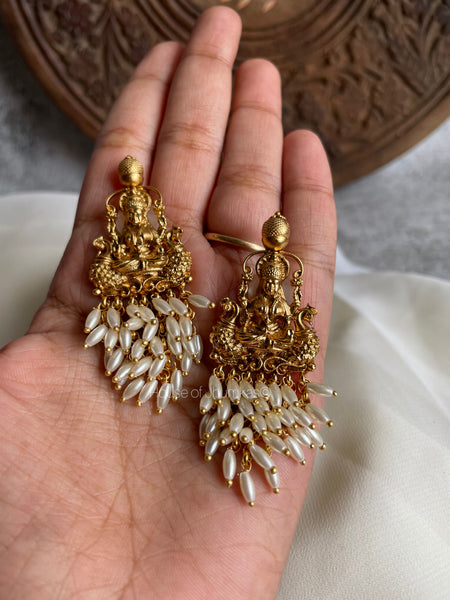 Lakshmi cluster drop studs