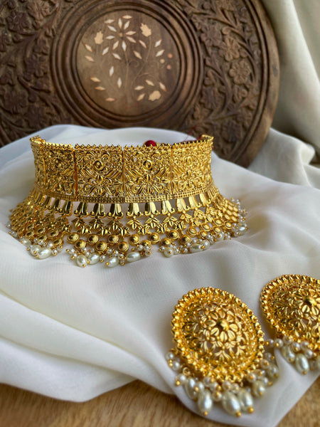 Tanishq look alike choker