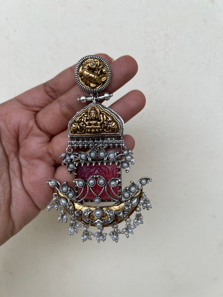 Nagas dual tone jumbo Chaandbalis with carved stone
