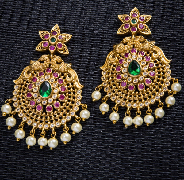 Double peacock Chaandbalis