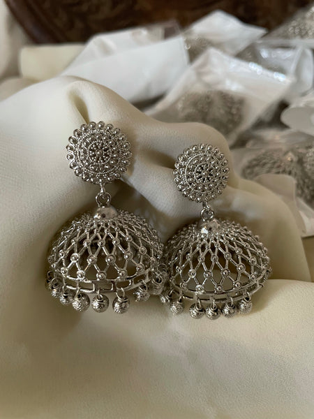 Golden cutwork Jhumkas ( 2 Colors)