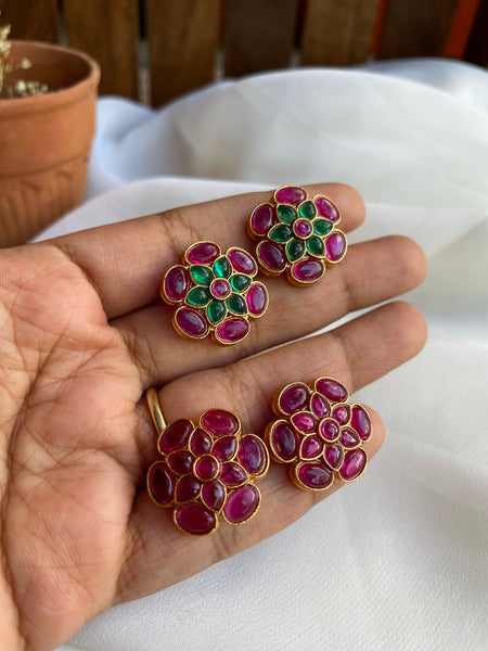 Kemp like flower studs