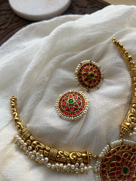 Premium Kundan pendant hasli with chakra studs