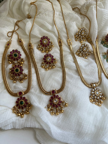 Vintage kemp flower attigai with studs