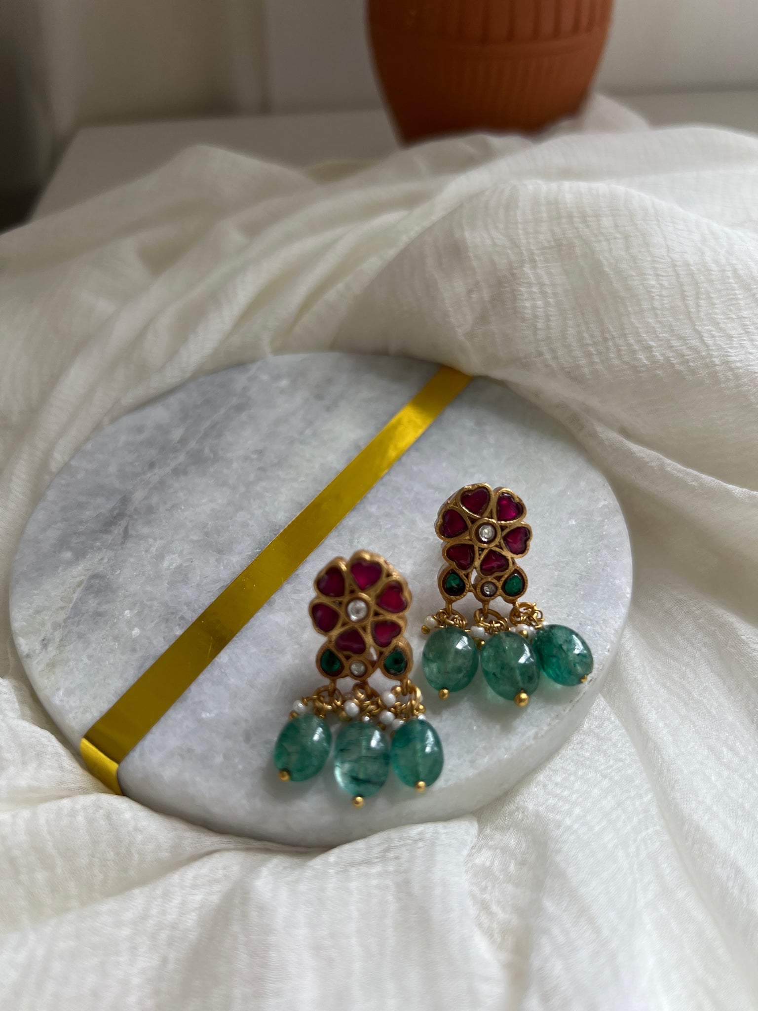 Kundan flower studs