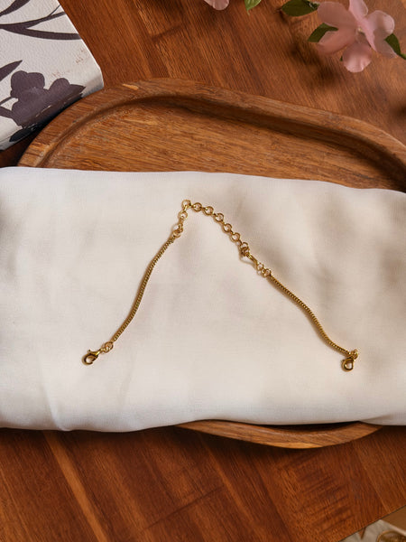 Necklace extension with lock hook