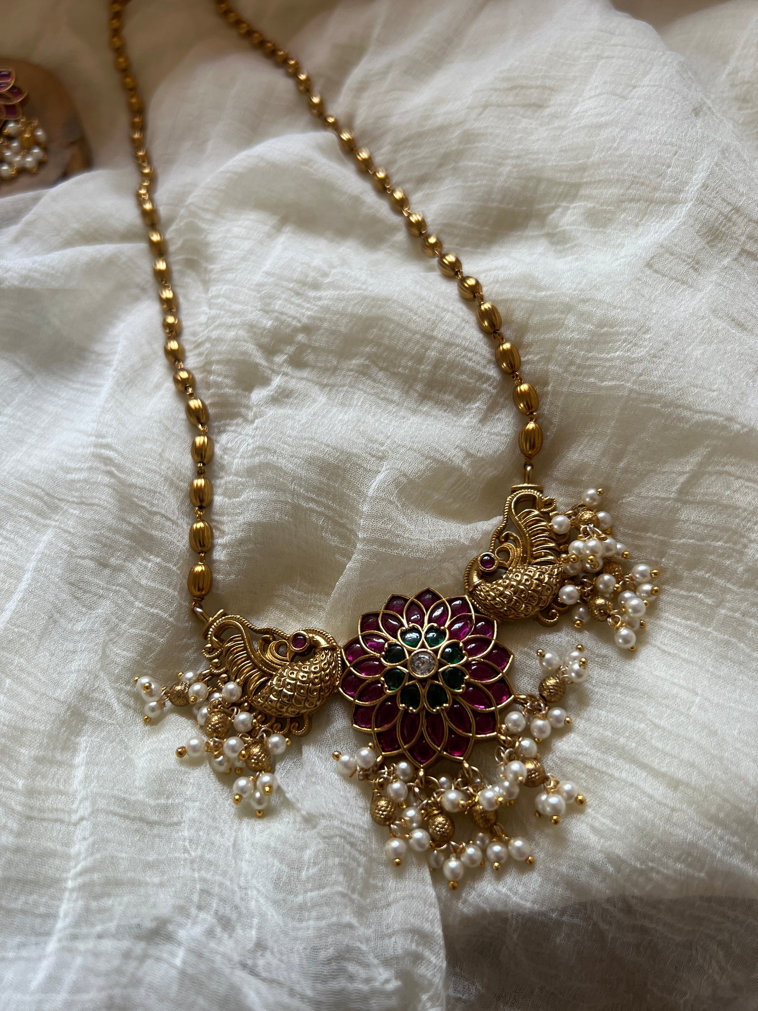 Kemp flower maala with studs