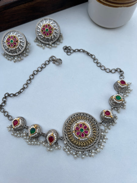 Kundan fusion chakra necklace with studs