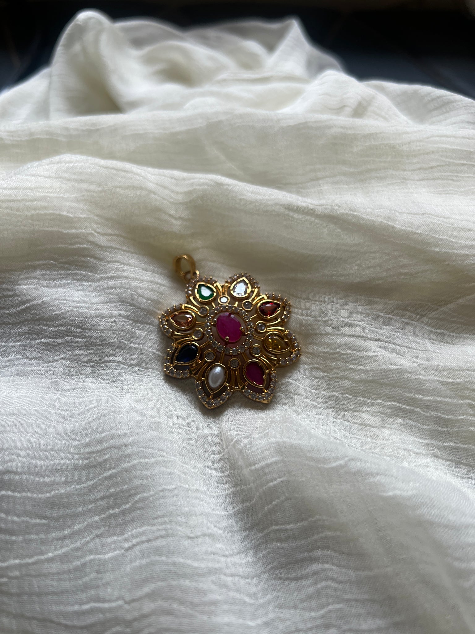 Navaratna flower pendant