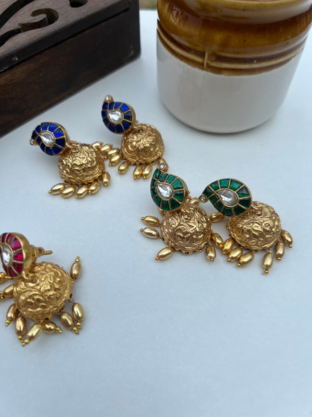 Kundan manga Nagas Jhumkas
