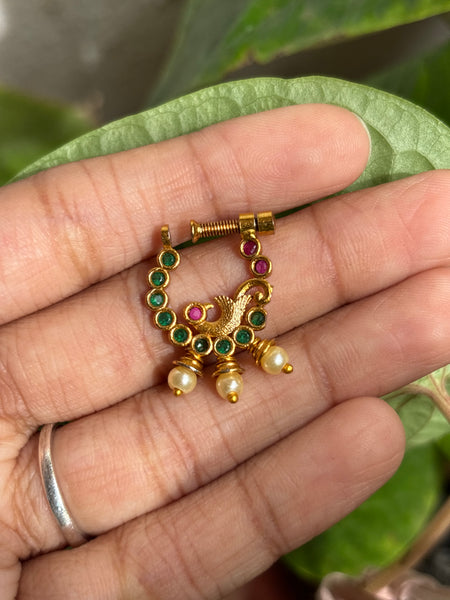 Traditional Peacock Kemp Screw-Back Nath