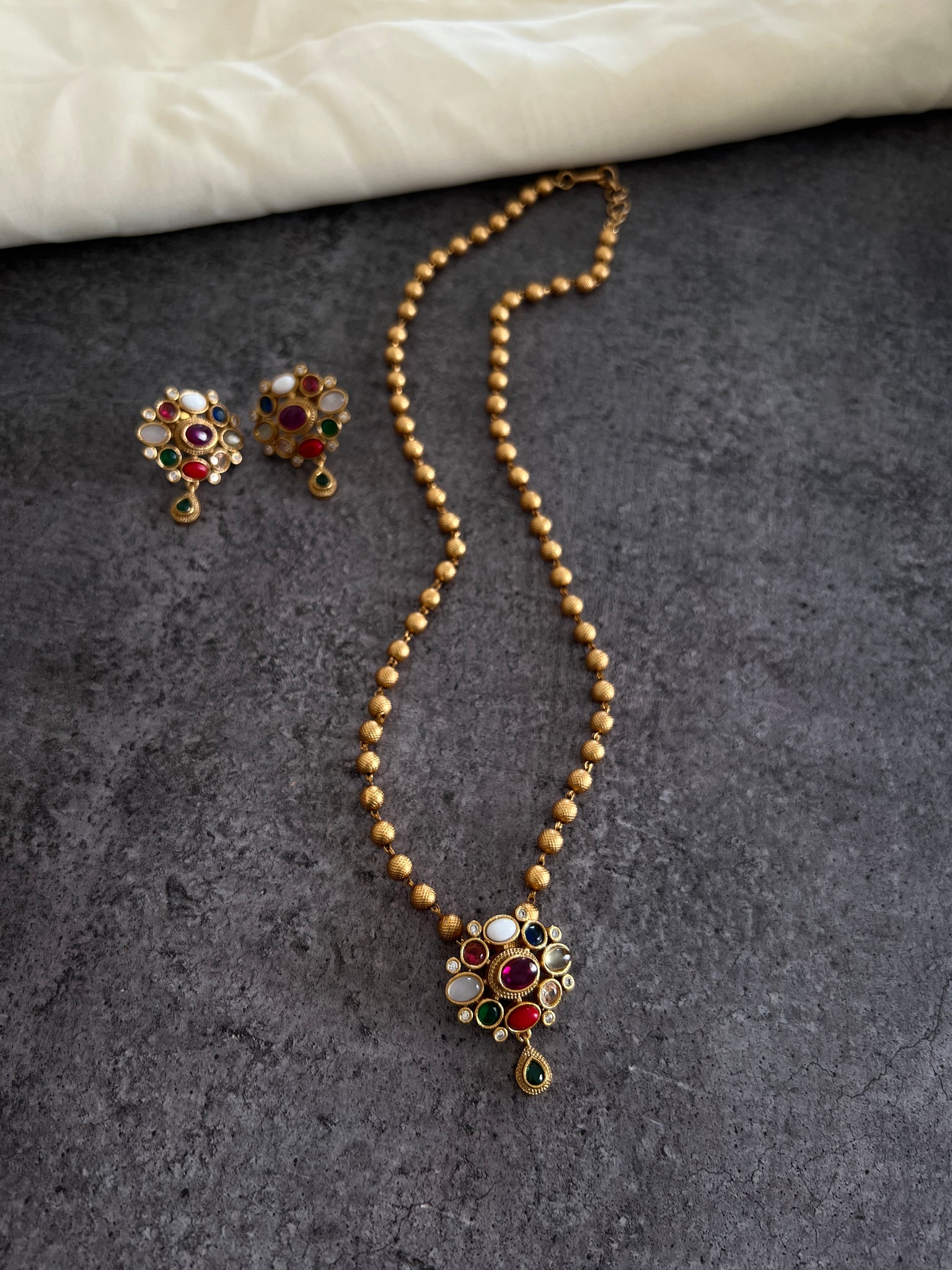 Navarathna flower attigai with earrings