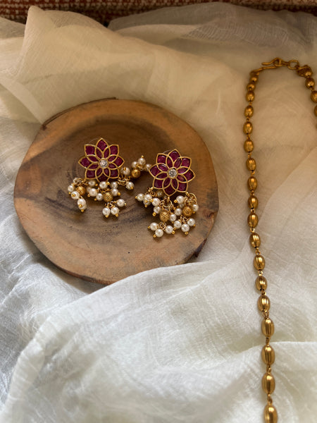 Kemp flower maala with studs