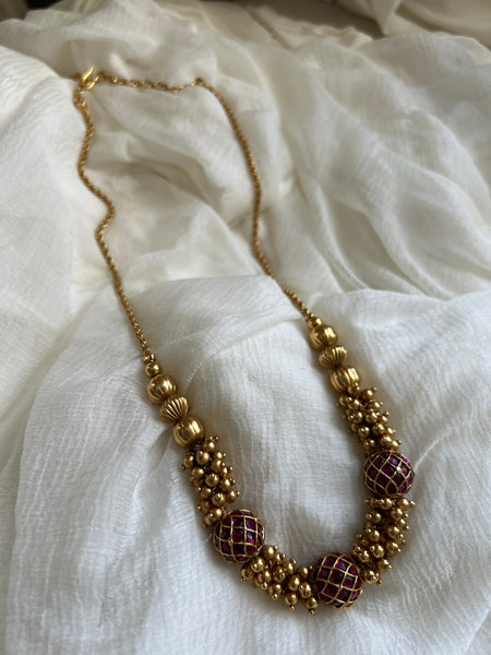 Kemp sphere cluster bead necklace