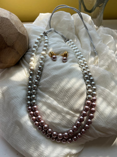 3 color pearl maala with studs