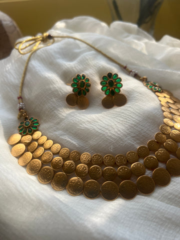 Kemp Lakshmi coin necklace with studs
