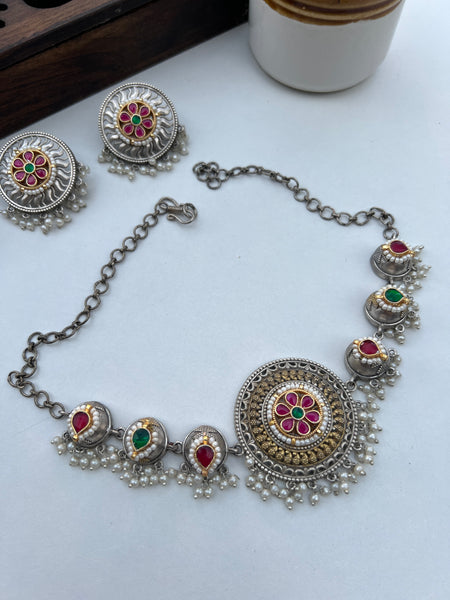 Kundan fusion chakra necklace with studs
