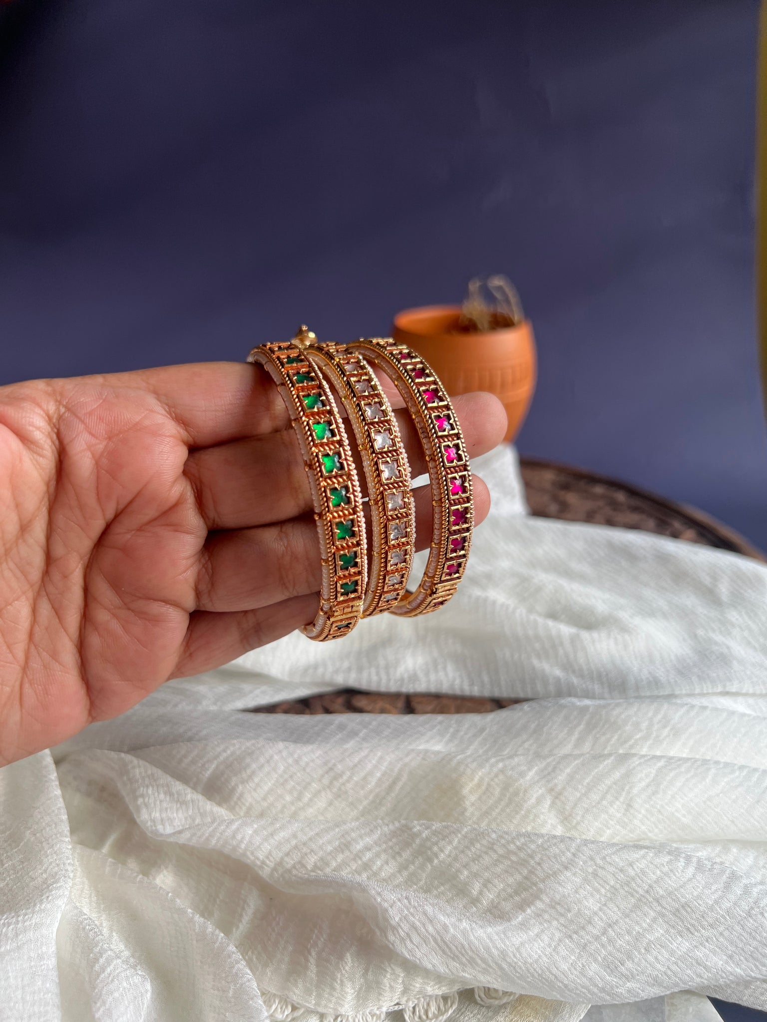 Kundan premium kada