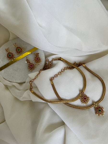 Vintage kemp article with tiny earrings