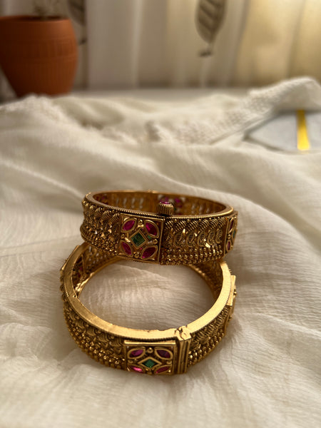 Kemp antique designer kada pair