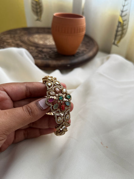 Navaratna modern kada bangle