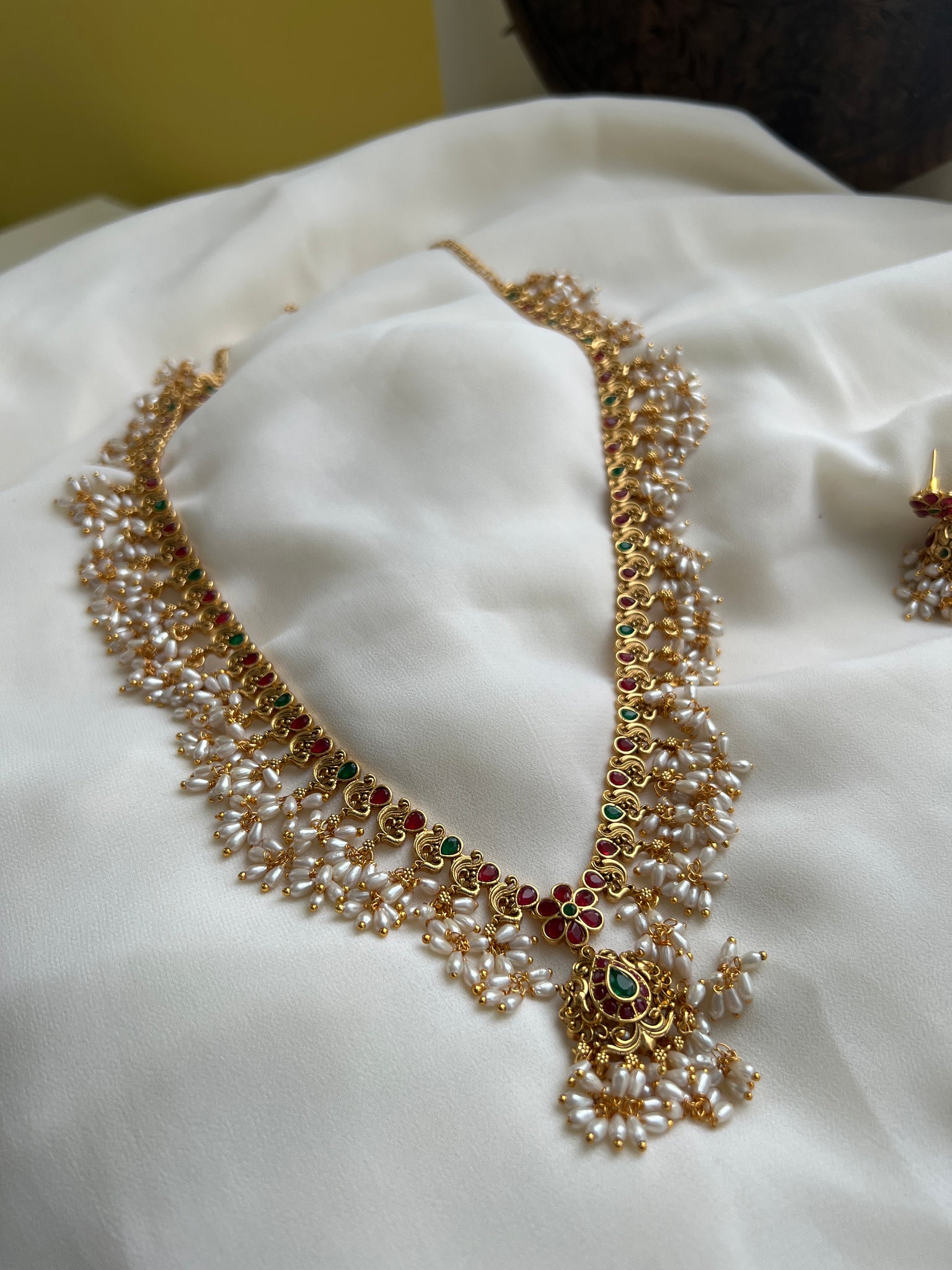 Kemp like guttapusalu haram with jhumkas