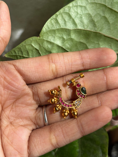 Antique Gold Matte Peacock Nose Ring – Screw-Back Kemp Stone Bridal Nath
