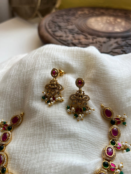 Kundan Lakshmi necklace with earrings