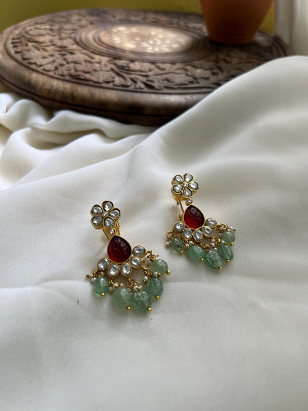 Kundan carved Chaandbalis