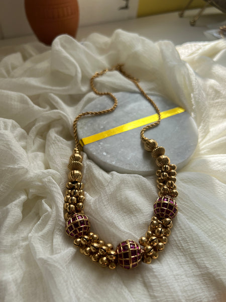 Kemp sphere cluster bead necklace