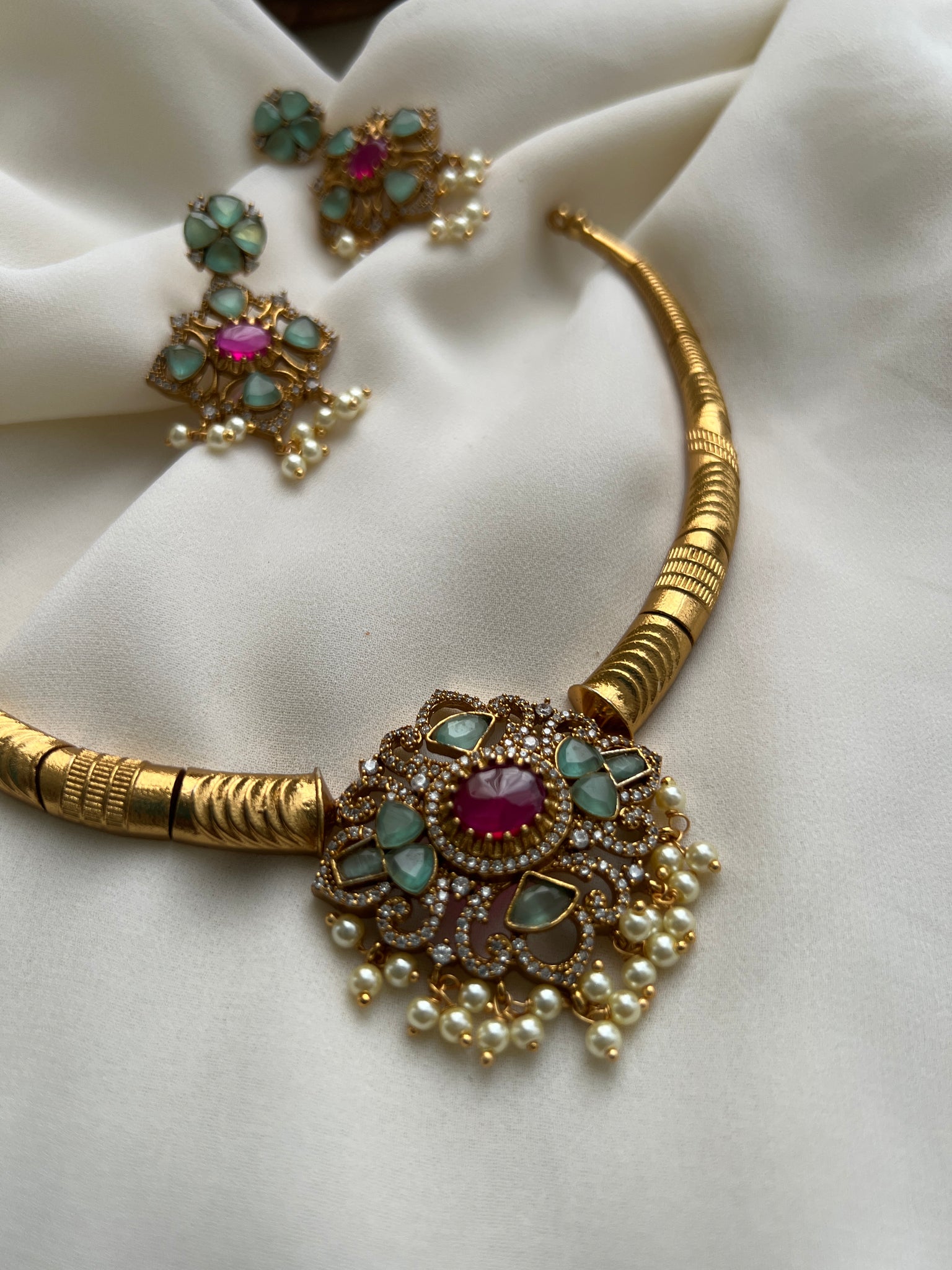 Designer stone hasli with studs