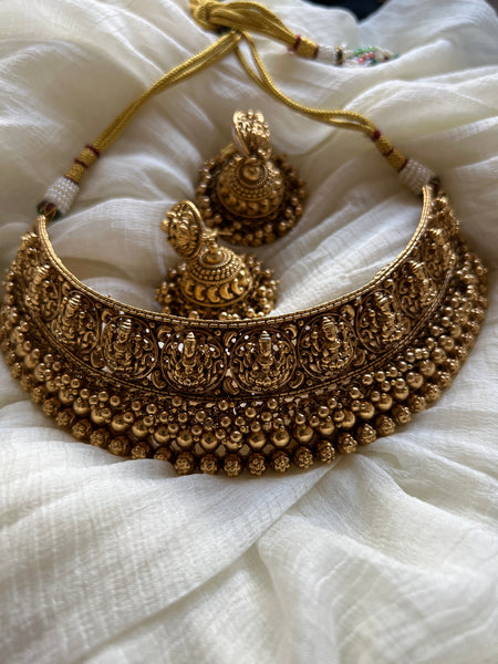 Antique lakshmi thushi style choker with jhumkas