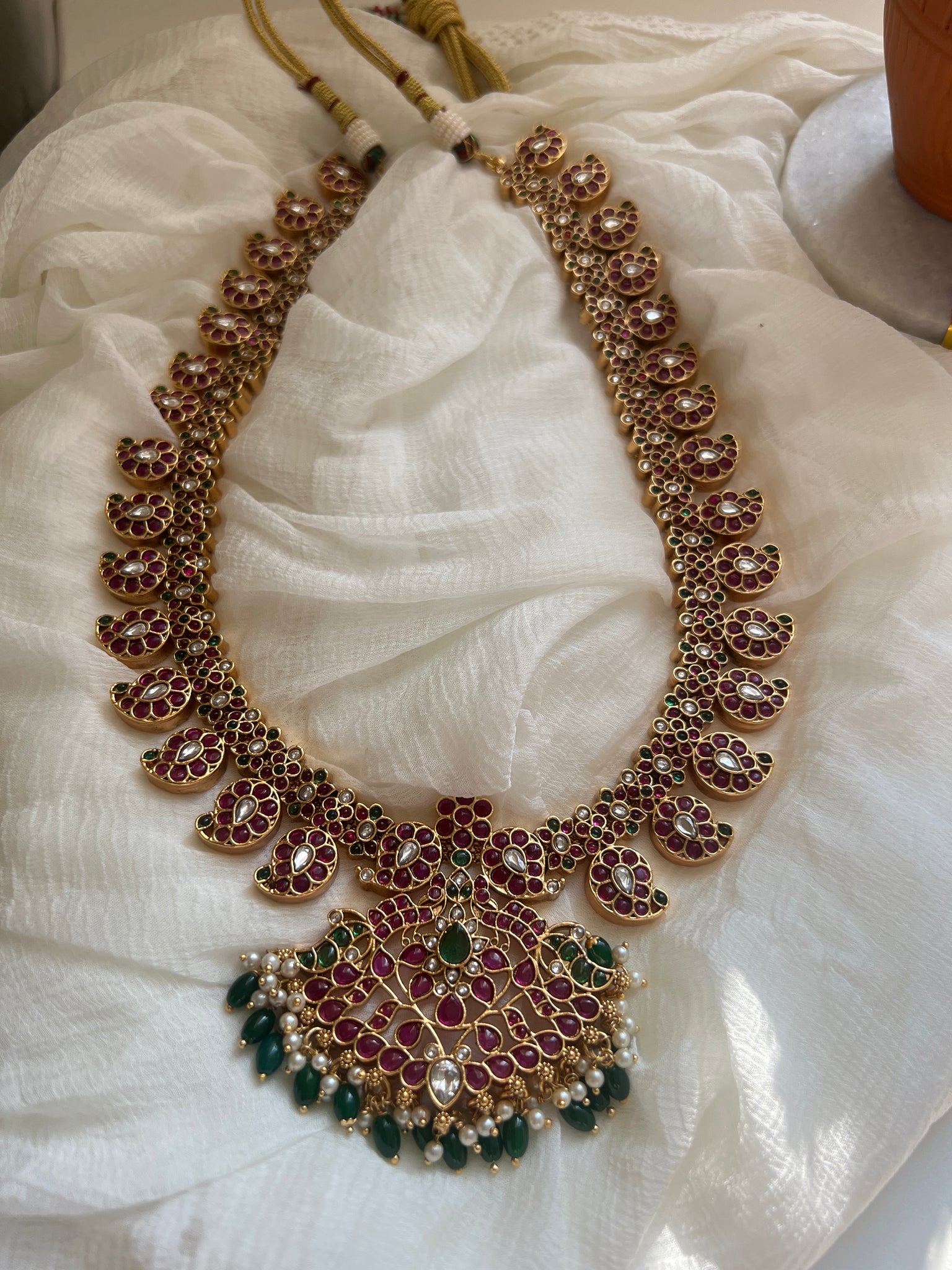 Kemp manga premium necklace with jhumkas