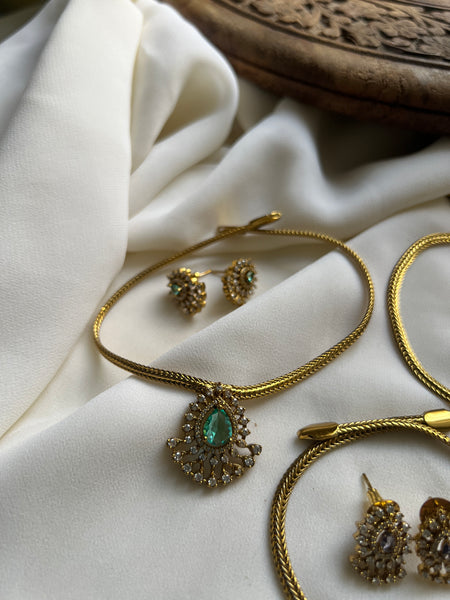 Victorian stone necklace with studs