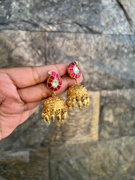 Kundan manga Nagas Jhumkas