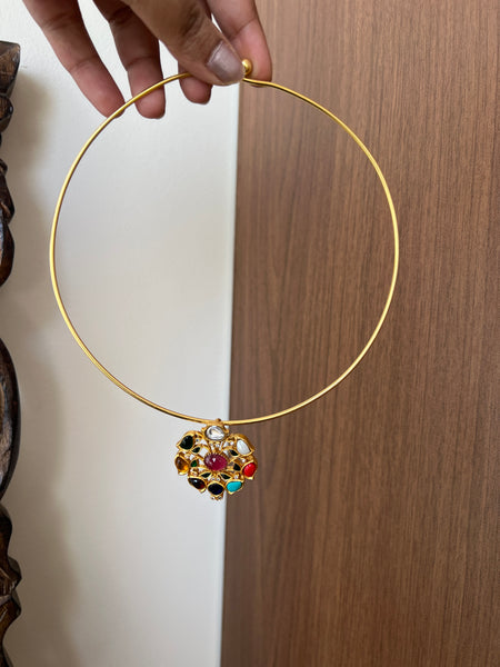 Navaratna Kundan pendant in hasli
