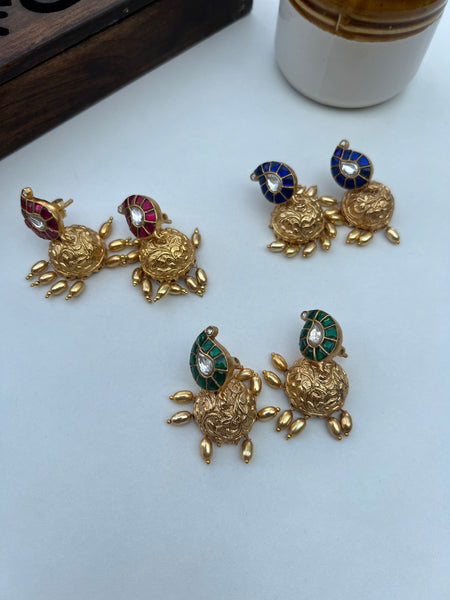 Kundan manga Nagas Jhumkas