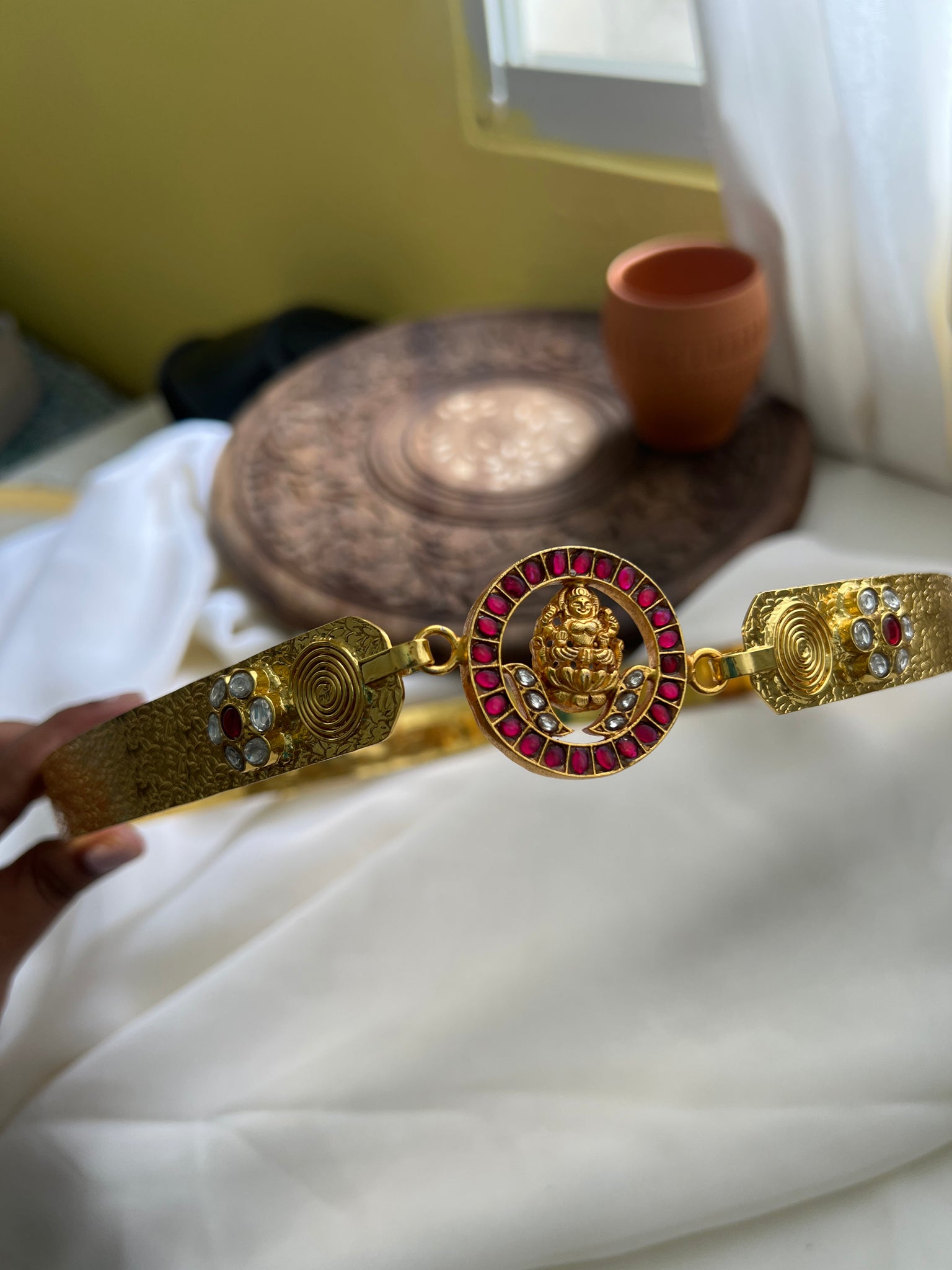Kundan Nagas Lakshmi hip belt