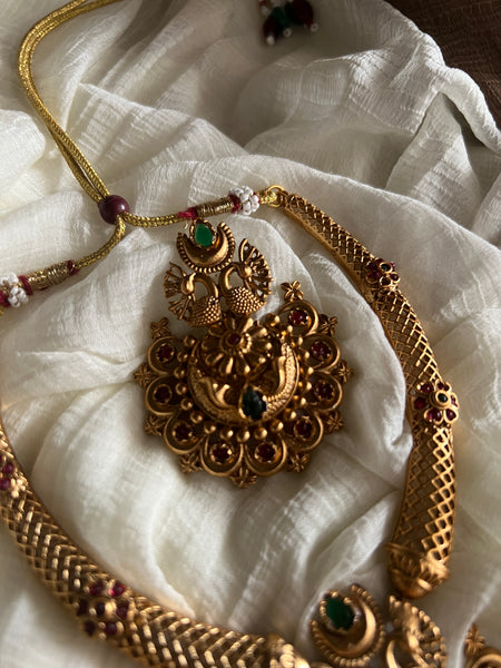 Antique matte stiff necklace with Chaandbalis