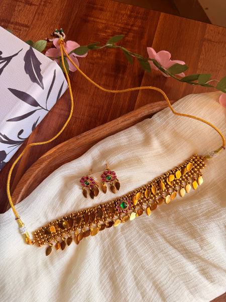 Kemp Elakkathaali choker with studs