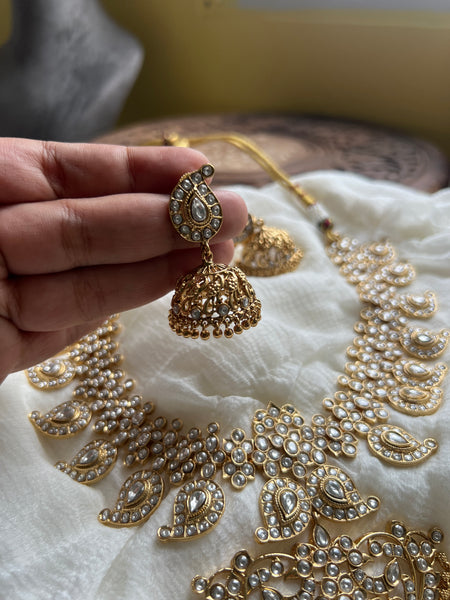 Premium Kemp manga necklace with Jhumkas
