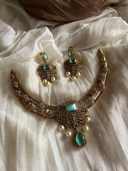 Victorian style stone stiff necklace with earrings