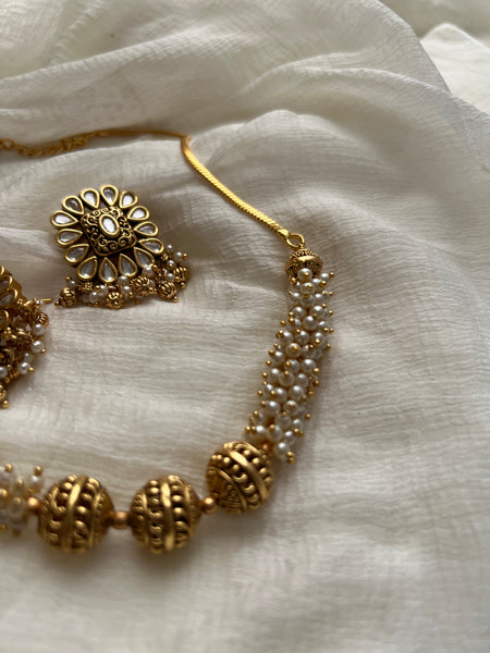 Peale cluster necklace with studs set